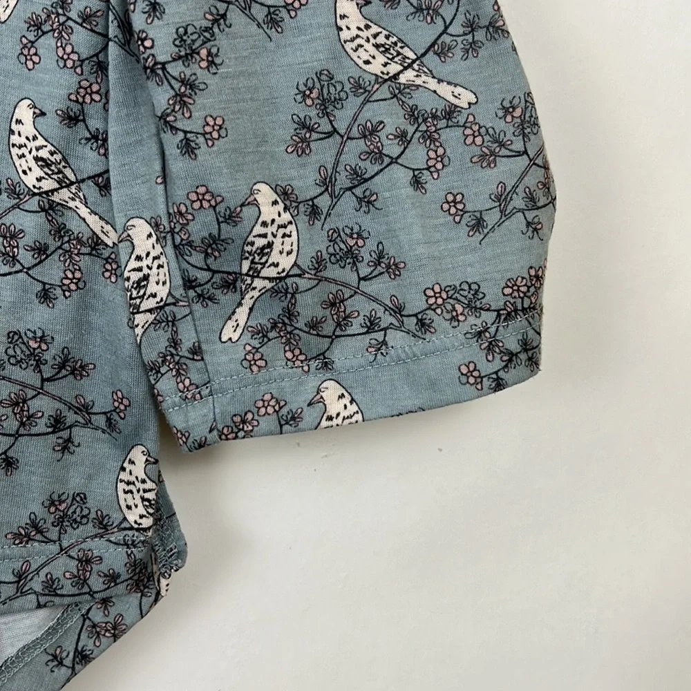 H&M jersey blouse 3/4 sleeve light turquoise bird print v-neck L - Picture 6 of 10